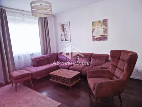 Rent, three bedroom apartment, 70m², Stari Grad, Beograd