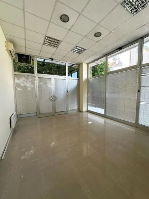 Izdavanje, poslovni prostor, 70m², Preko Morače, Podgorica
