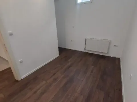 Prodaja, trosoban stan, 65m², Ledine, Beograd - image 7