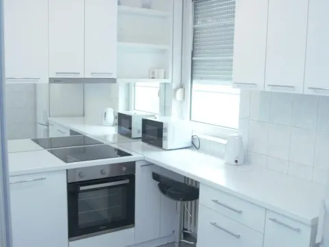 Izdavanje, stan, 117m², Senjak, Beograd - image 6