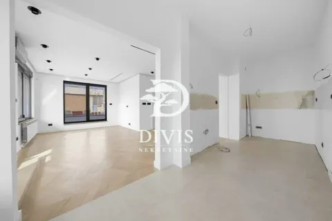Prodaja, trosoban stan, 78m², Novi Beograd Blok 30, Novi Beograd Sve Podlokacije - image 6
