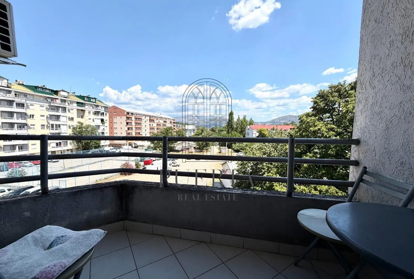 Rent, one bedroom apartment, 37m², Stari Aerodrom, Podgorica