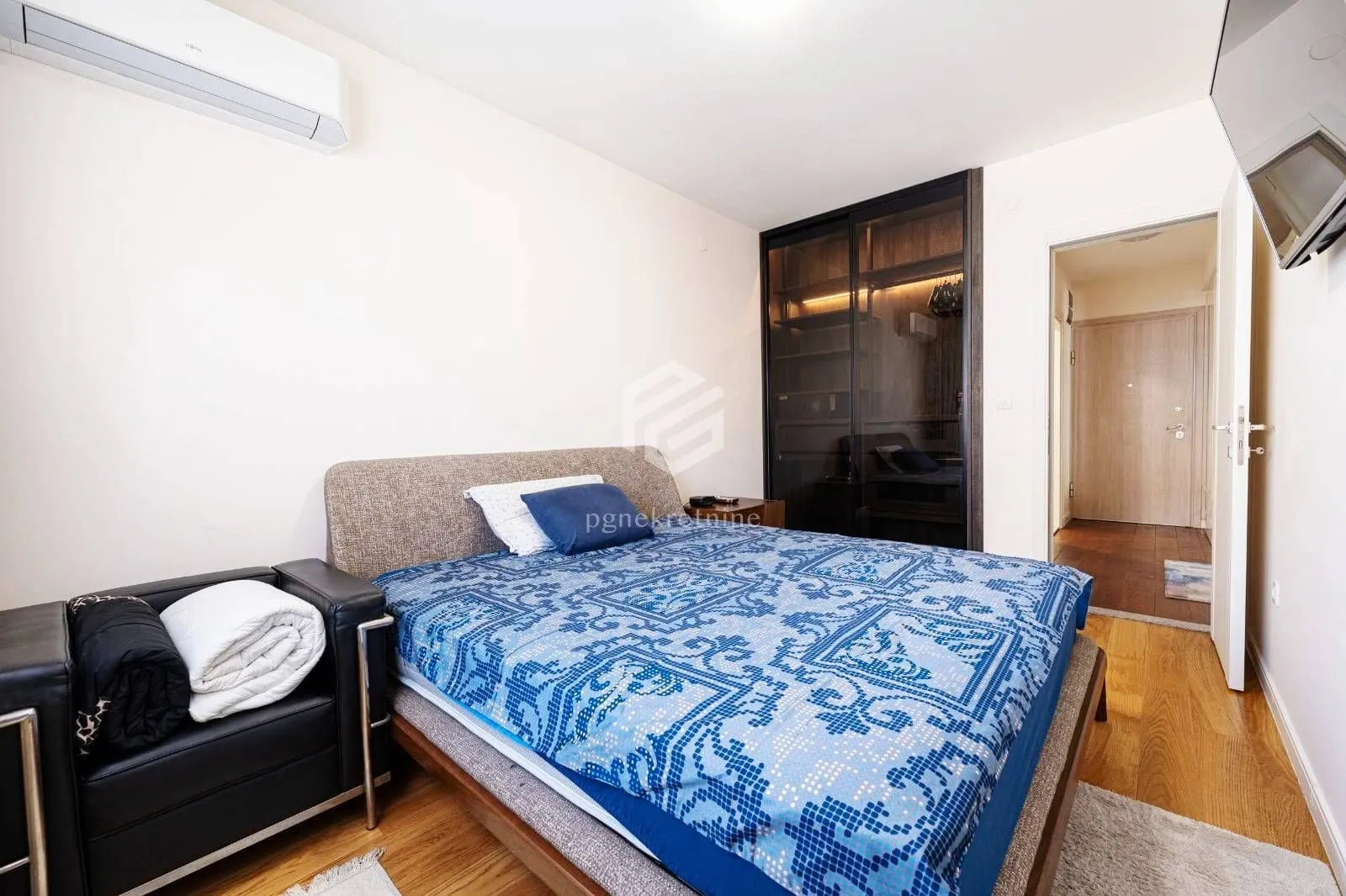 Prodaja, dvosoban stan, 68m², Central Point, Podgorica