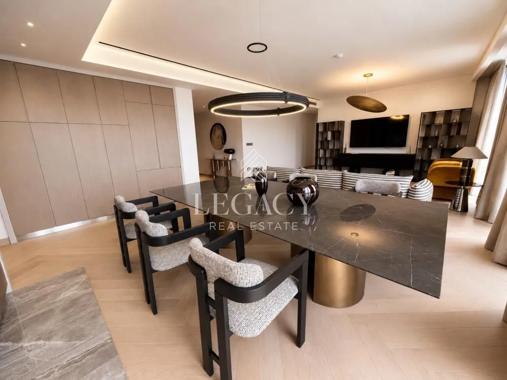 Rent, four bedroom apartment, 162m², Savski Venac, Beograd