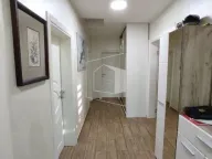 Izdavanje, kuća, 160m², Murtovina, Podgorica - image 12