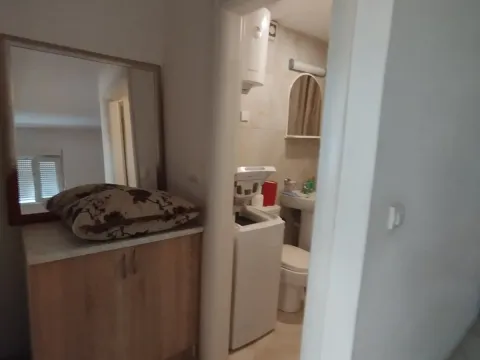 Sale, one bedroom apartment, 40m², Budva, Crna Gora - image 7