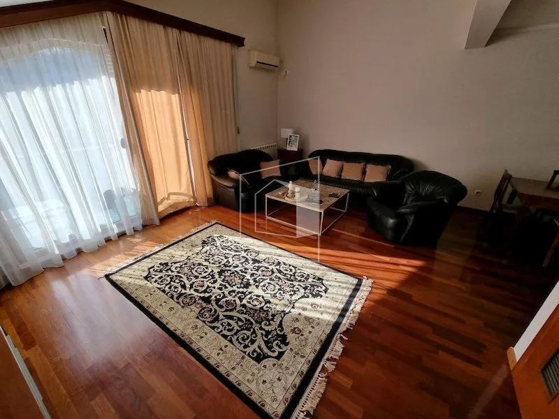 Rent, apartment, 90m², Gorica C, Podgorica