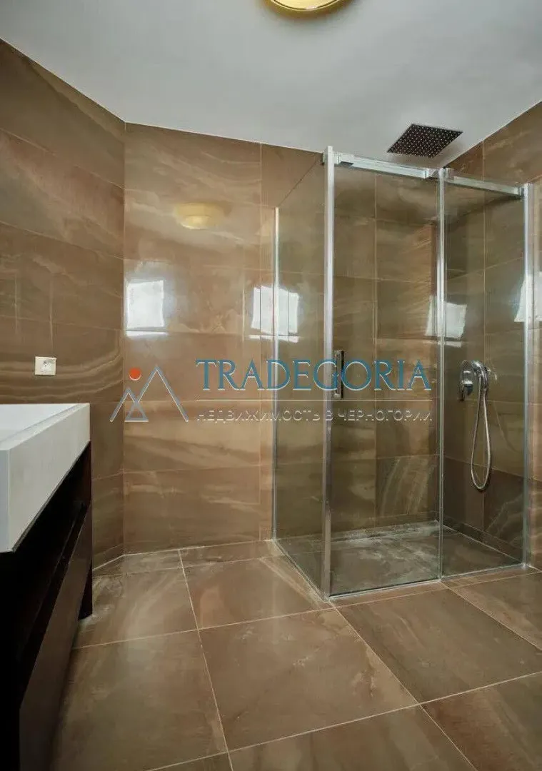 Prodaja, trosoban stan, 350m², Rafailovići, Budva