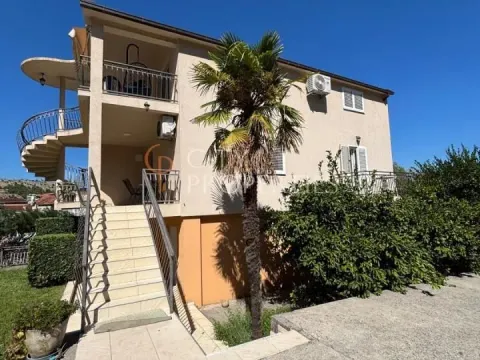 Izdavanje, stan, 85m², Zagorič, Podgorica - image 9