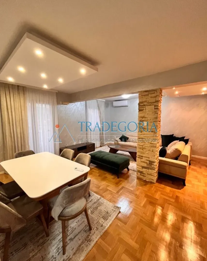 Prodaja, četvorosoban stan, 130m², Budva, Crna Gora