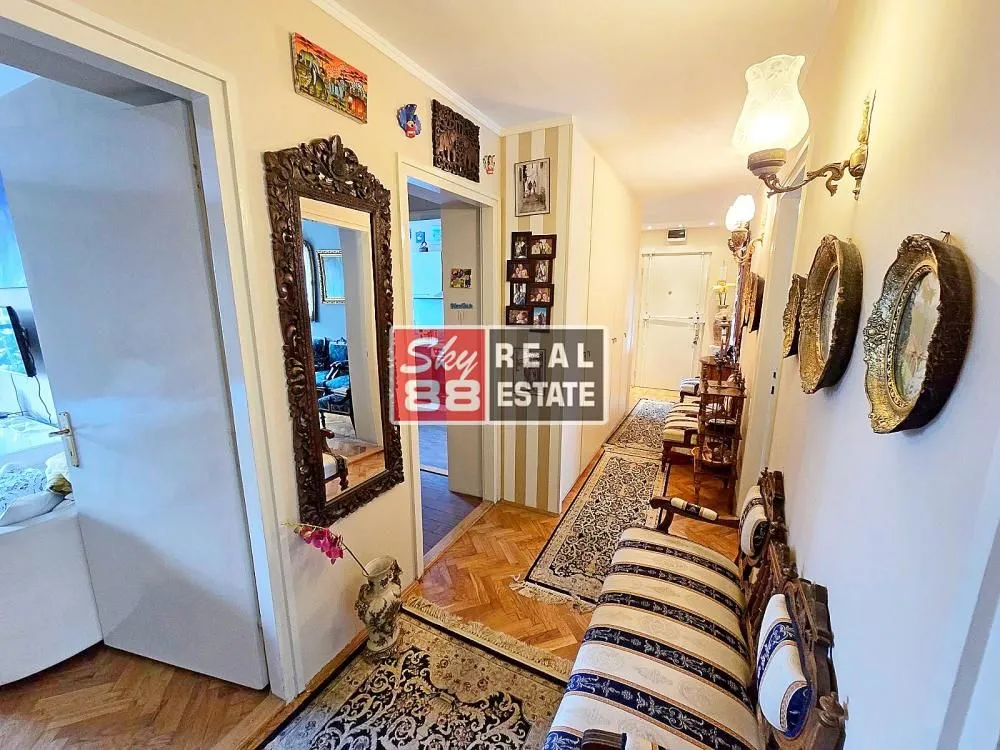 Sale, three bedroom apartment, 100m², Vračar Sve Podlokacije, Beograd