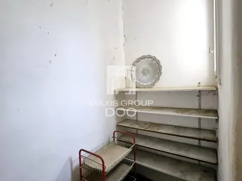 Prodaja, trosoban stan, 77m², Stari Grad, Beograd - image 10