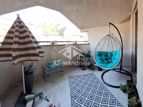 Prodaja, četvorosoban stan, 108m², Savski Venac, Beograd - image 14