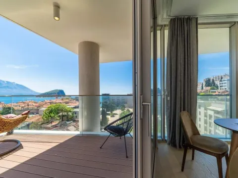 Sale, one bedroom apartment, 73m², Budva, Crna Gora - image 14