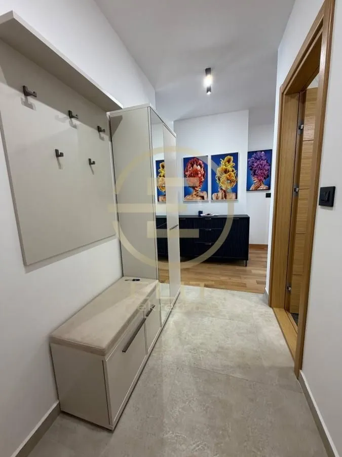 Izdavanje, stan, 72m², Sajam, Novi Sad Sve Podlokacije