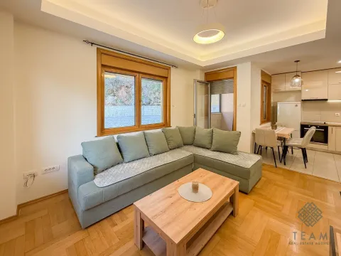 Izdavanje, dvosoban stan, 66m², Pod Goricom, Podgorica - image 5