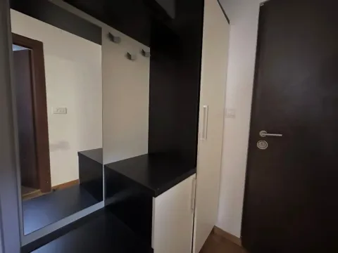 Rent, one bedroom apartment, 45m², Budva okolina, Budva - image 12