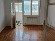 Izdavanje, četvorosoban stan, 77m², Palilula, Niš - image 5