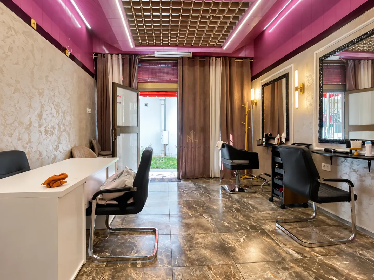 Rent, office space, 35m², Stara Varoš, Podgorica