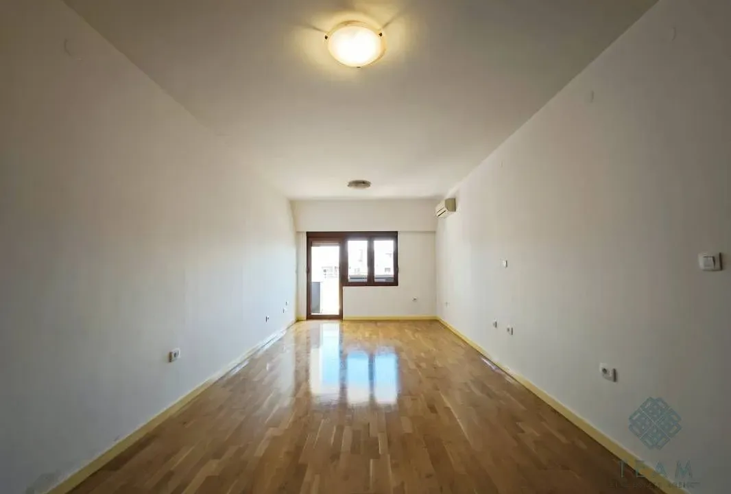 Prodaja, dvosoban stan, 82m², Preko Morače, Podgorica