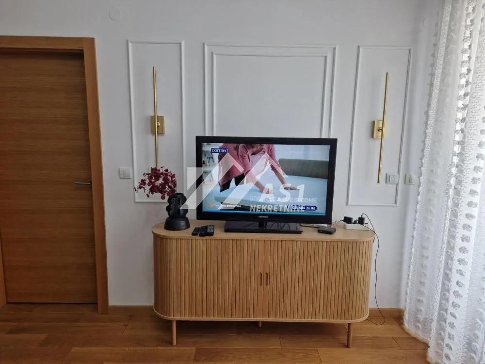 Izdavanje, jednosoban stan, 37m², Novi Sad Sve Podlokacije, Novi Sad