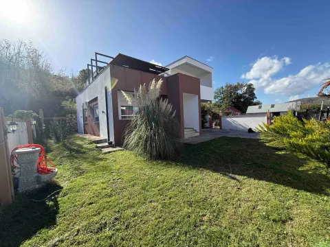 Prodaja, kuća, 260m², Gornja Gorica, Podgorica - image 10