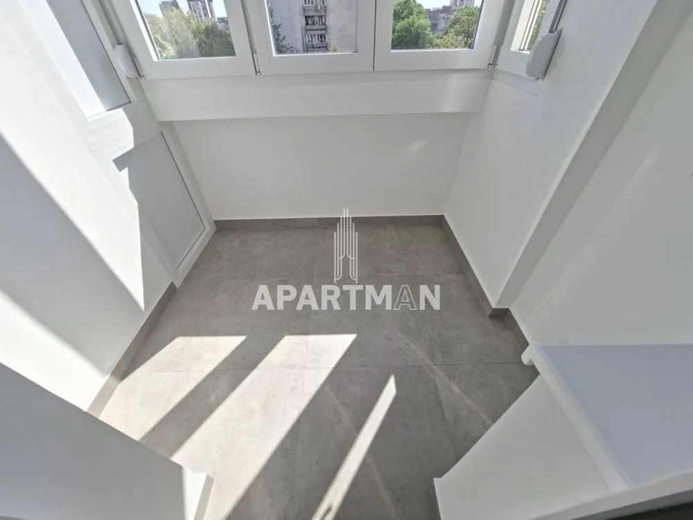 Prodaja, dvosoban stan, 58m², Zemun Sve Podlokacije, Beograd