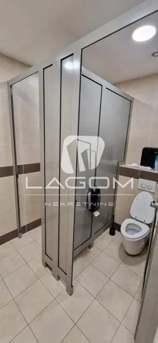 Rent, office space, 772m², Novi Beograd Blok 67, Novi Beograd Sve Podlokacije