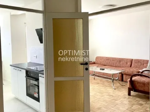 Izdavanje, trosoban stan, 76m², Novi Beograd Blok 61, Novi Beograd Sve Podlokacije - image 2