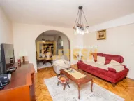 Izdavanje,  kuća, 270m2, Stari Aerodrom, Podgorica