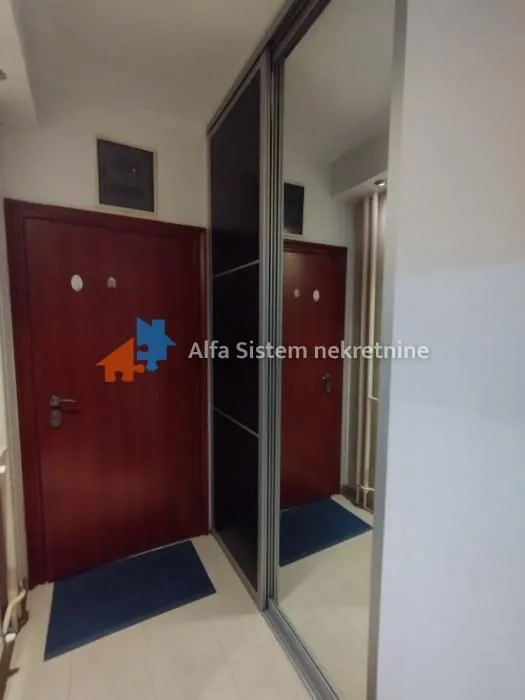 Izdavanje, dvosoban stan, 56m², Crveni Krst, Beograd