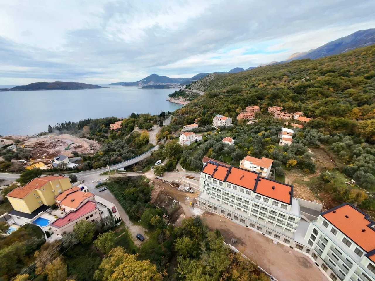 Prodaja, dvosoban stan, 162m², Kamenovo, Budva