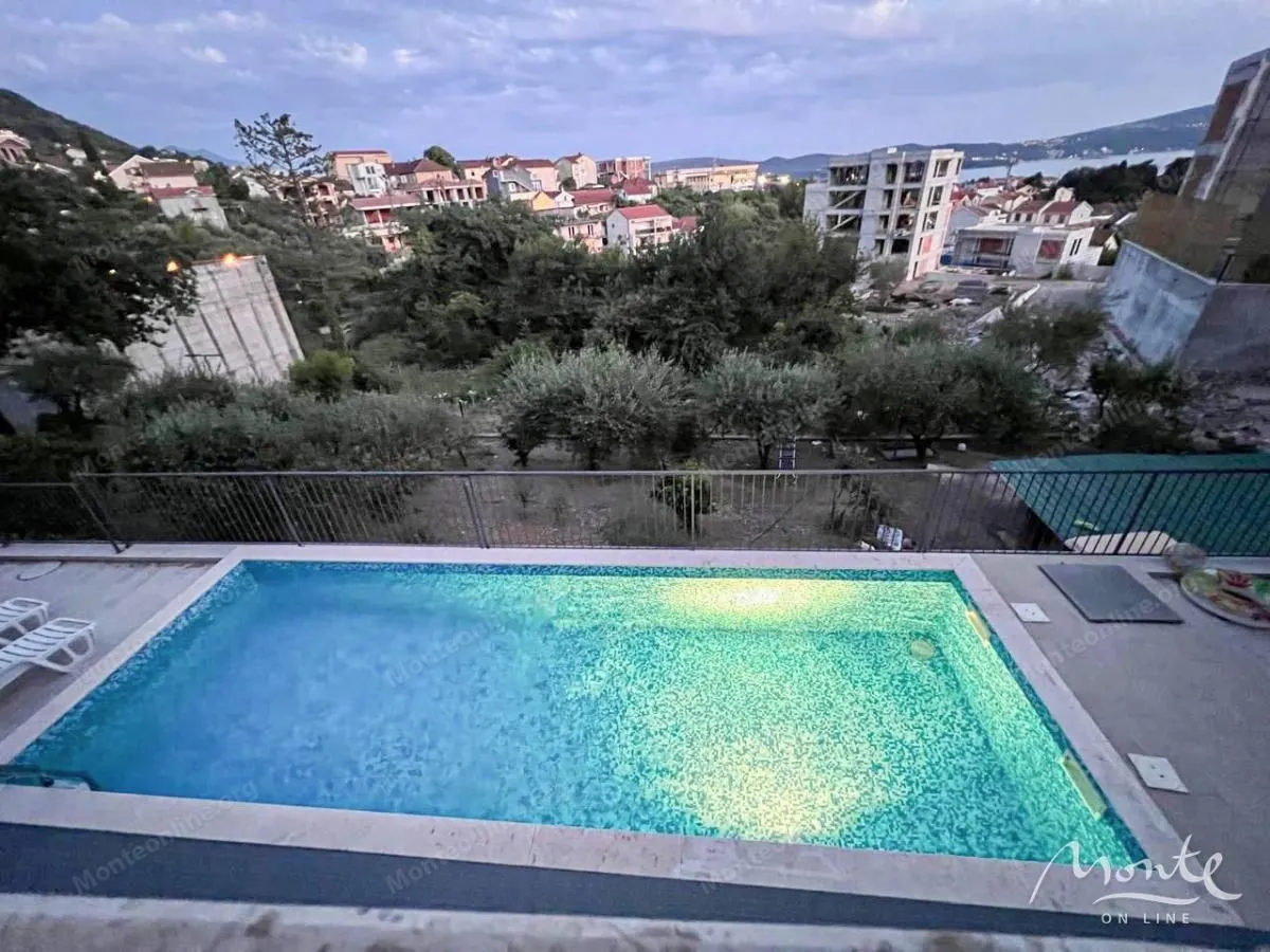 Sale, one bedroom apartment, 56m², Tivat, Crna Gora
