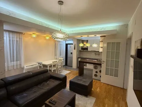 Rent, two bedroom apartment, 72m², City Kvart, Podgorica - image 1