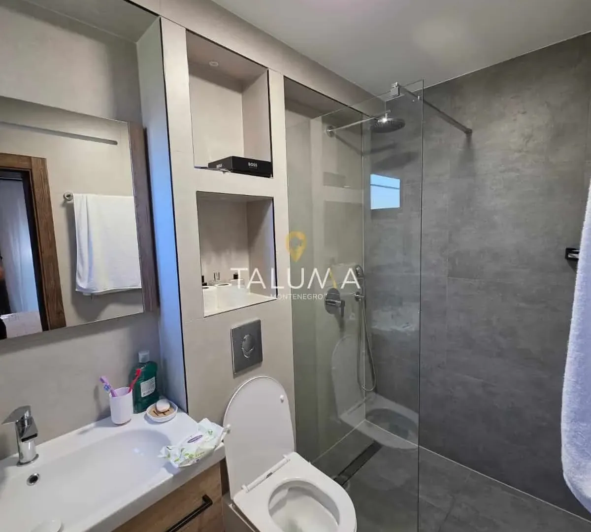 Prodaja, kuća, 160m², Lastva Grbaljska, Kotor