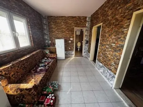 Prodaja, kuća, 188m², Beška, Inđija - image 14