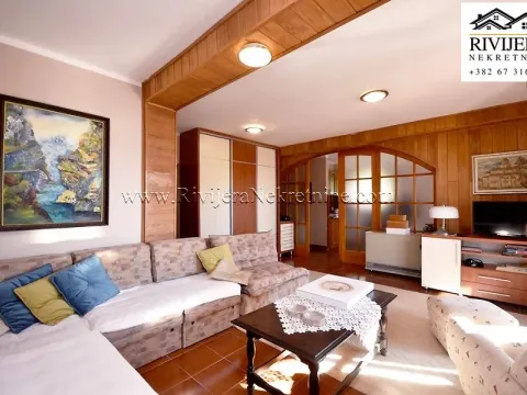 Sale, house, 504m², Bijela, Herceg Novi - image 11