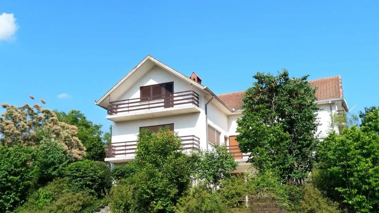 Sale, house, 360m², Centar, Vrnjačka Banja