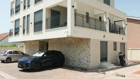 Izdavanje, jednosoban stan, 47m², Nova Dalmatinska, Podgorica - image 2