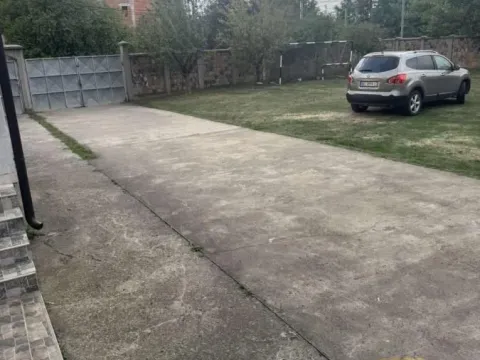 Izdavanje, kuća, 340m², Zemun Sve Podlokacije, Beograd - image 6