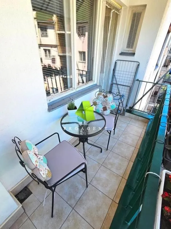 Prodaja, trosoban stan, 75m², Medijana, Niš