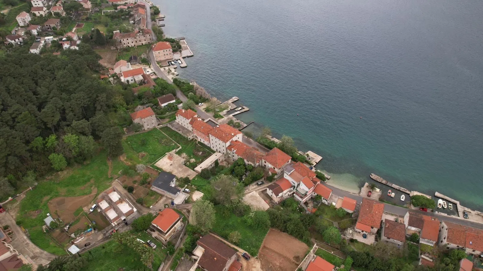 Prodaja, plac, 585m², Prčanj, Kotor