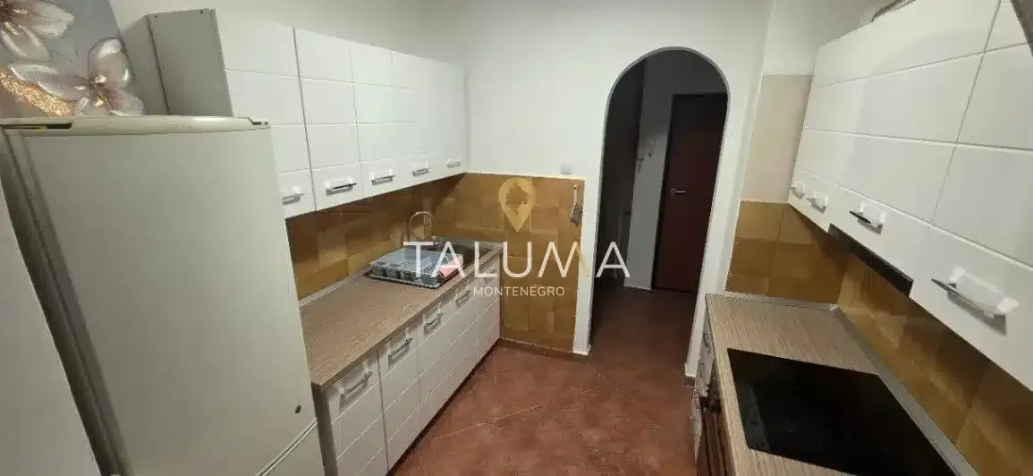Izdavanje, jednosoban stan, 56m², Preko Morače, Podgorica