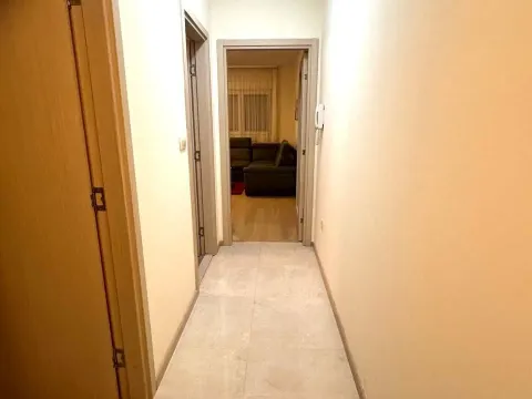 Izdavanje, jednosoban stan, 54m², City Kvart, Podgorica - image 5