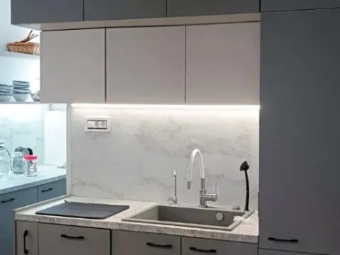 Izdavanje, trosoban stan, 130m², Centar, Herceg Novi - image 8