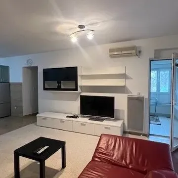 Izdavanje, dvosoban stan, 67m², Zabjelo, Podgorica - image 11