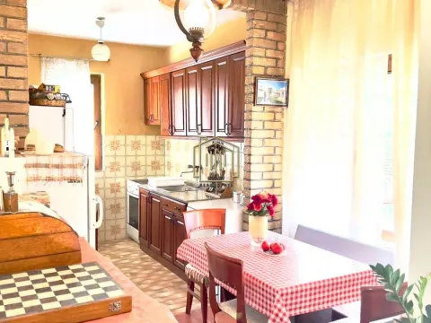 Sale, house, 102m², Jelenak, Danilovgrad - image 2