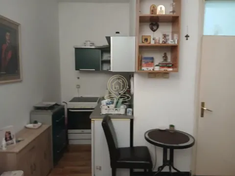 Izdavanje, jednosoban stan, 22m², Centar, Novi Sad - image 5