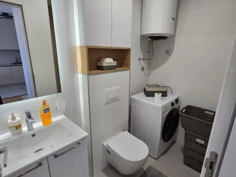 Sale, apartment, 46m², Stari Aerodrom, Podgorica - image 6