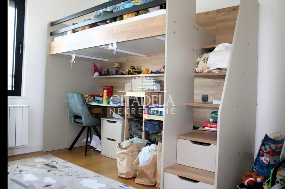 Sale, three bedroom apartment, 88m², Banjica, Voždovac Sve Podlokacije